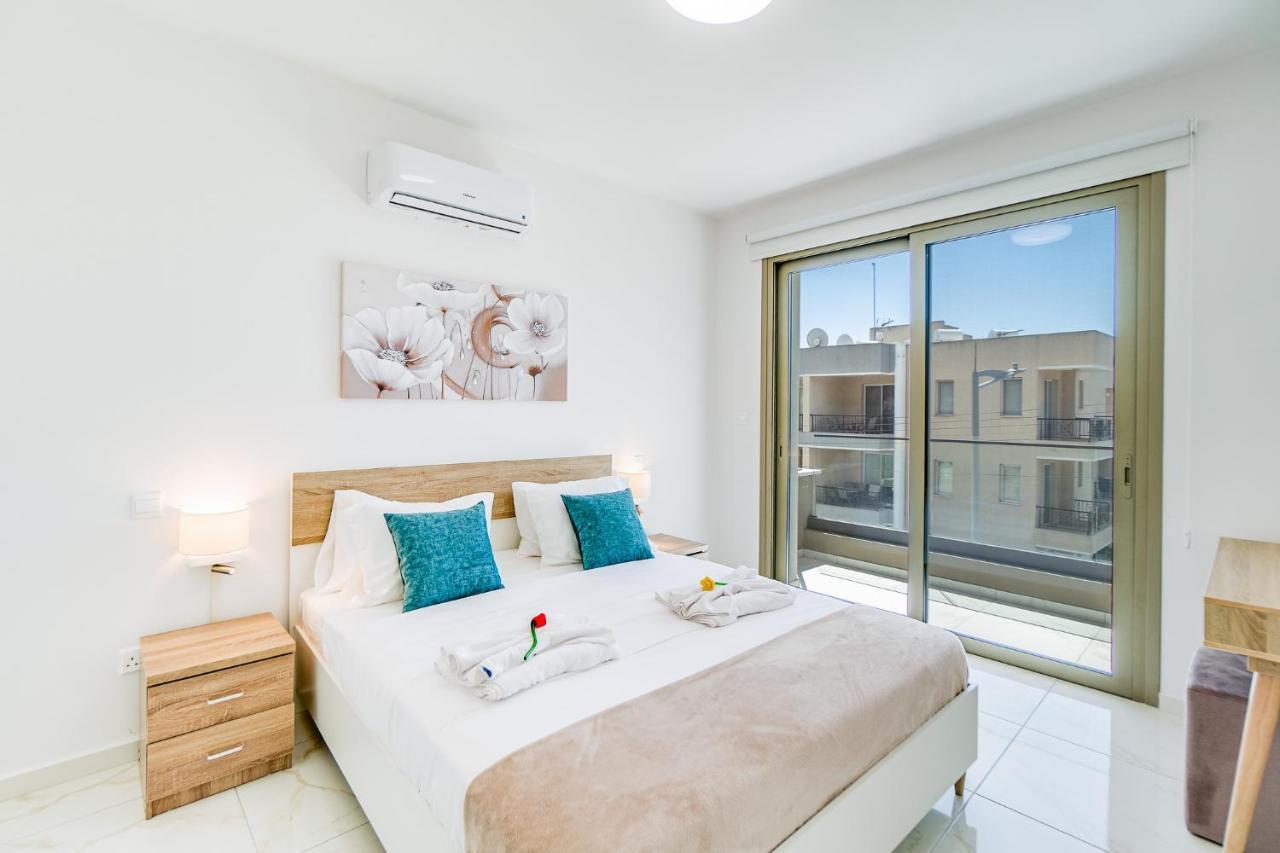 Adolina Apartments By Ezoria Villas Paphos Exterior photo