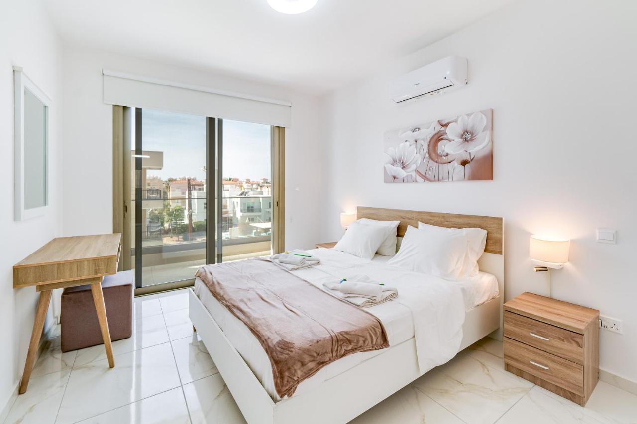 Adolina Apartments By Ezoria Villas Paphos Exterior photo